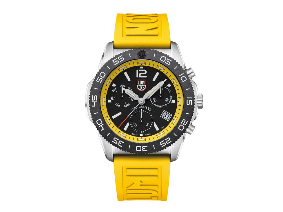 Luminox Uhr SET XS.3145.SET aus der SEA Serie in gelb, 44 mm, mit schwarzem Ziffernblatt, Chronographenfunktionen und einem zusätzlichen Ersatzband.