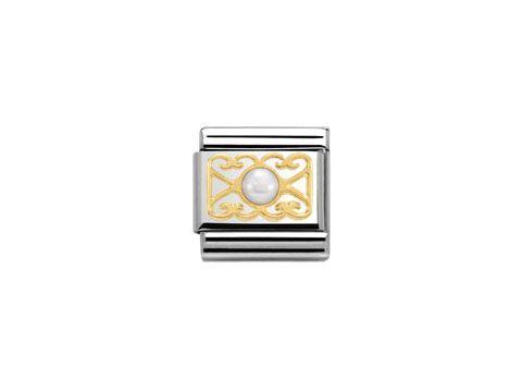Bicolor Charm von Nomination aus der Elegance Collection mit vier Herzen und einer Perle in der Mitte, ideal für personalisierte Armbänder.