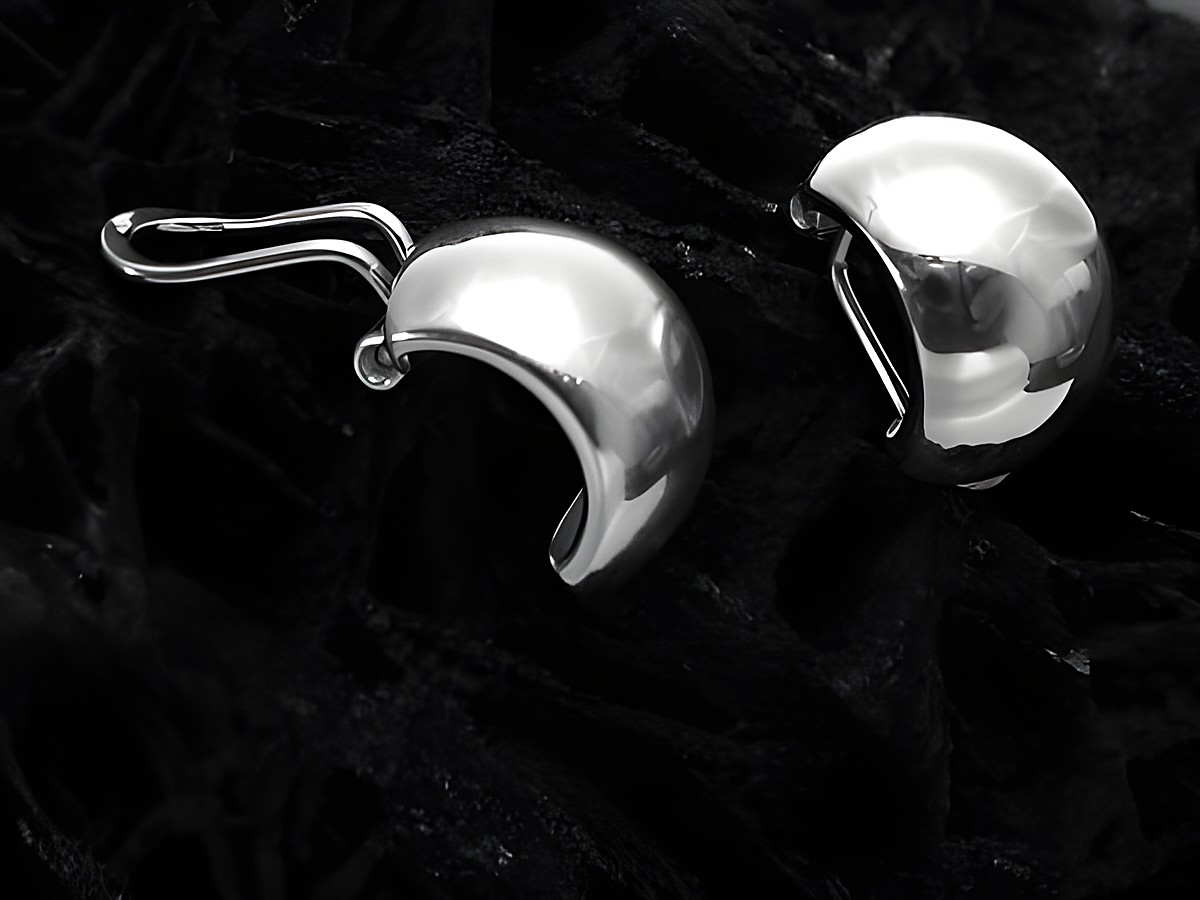 Ohr-Clips aus Sterling Silber, elegant und stilvoll, Hersteller Juwelier Harnisch, perfekt für besondere Anlässe. Ideal zur Ergänzung jedes Outfits.