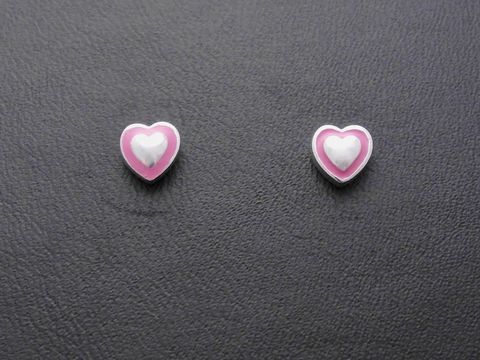 Silber Ohrstecker in Herzform mit pinkem Lack und weißem Innenfeld, romantisch. Hersteller: Juwelier Harnisch, ideal für Kinder.