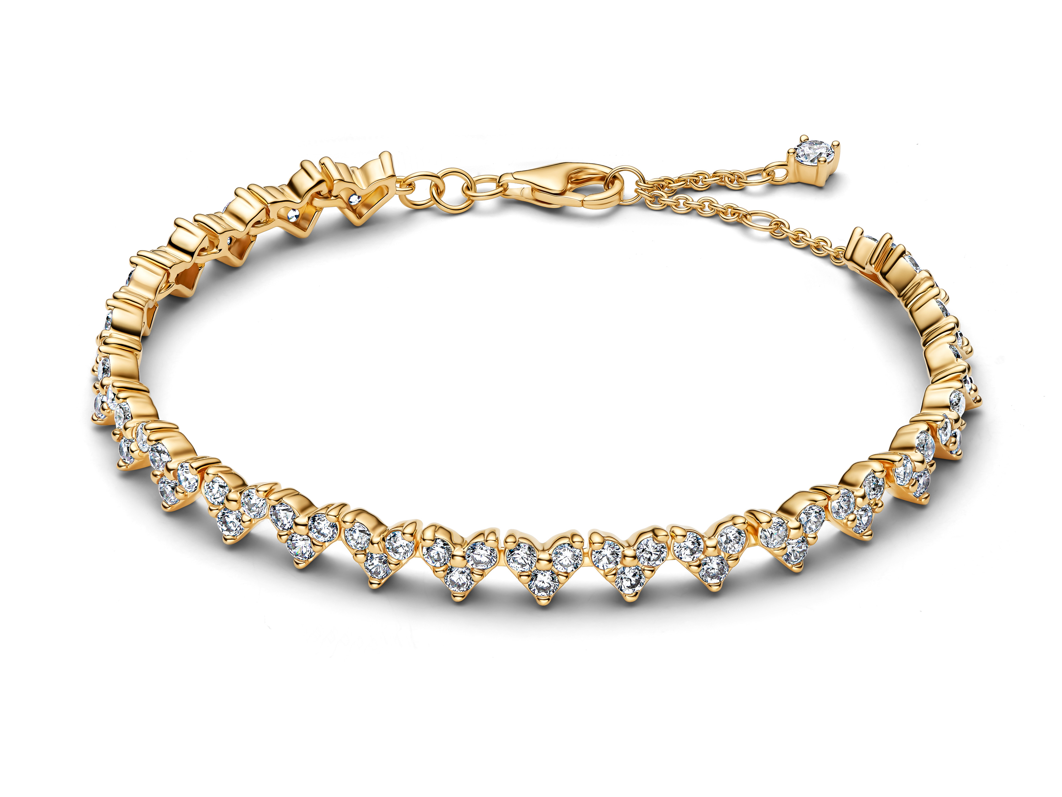 Elegantes Pandora Armband mit Herzdesign aus vergoldetem Metall, verziert mit funkelnden Zirkonia-Steinen, Länge 16 cm, ideal für jeden Anlass.