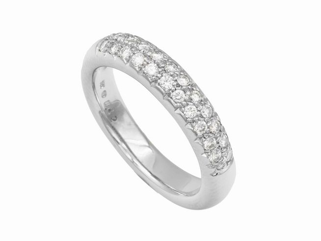 Weißgold Ring funkelnd aus Weißgold 750 mit 0,42 ct Brillant w-if lupenrein in Größe 59, Hersteller Juwelier Harnisch, bis Größe 58 oder 18,5.