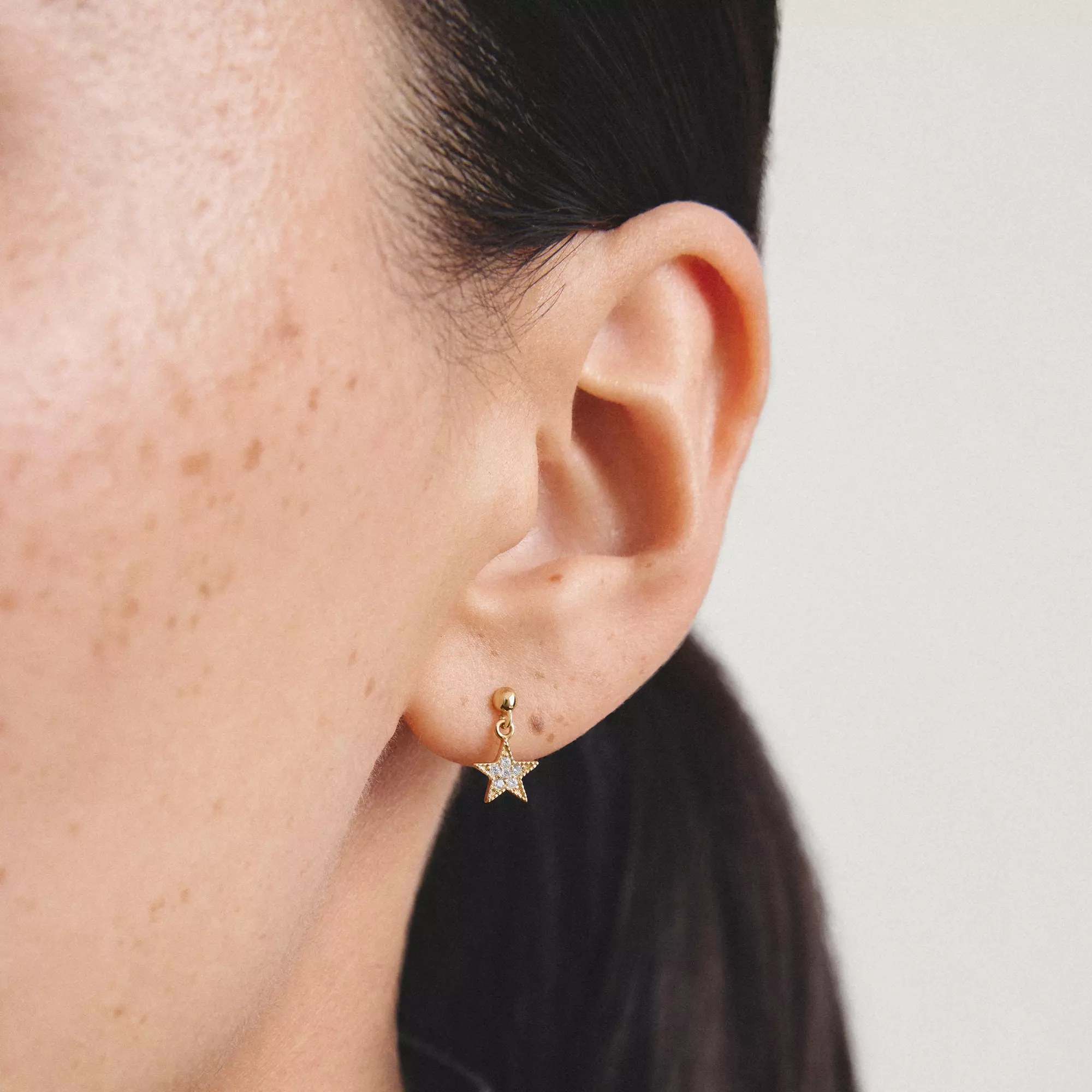 Thomas Sabo Ohrstecker Mond und Stern - 18k Gelbgold Vergoldung - Zirkonia – Ansicht 3