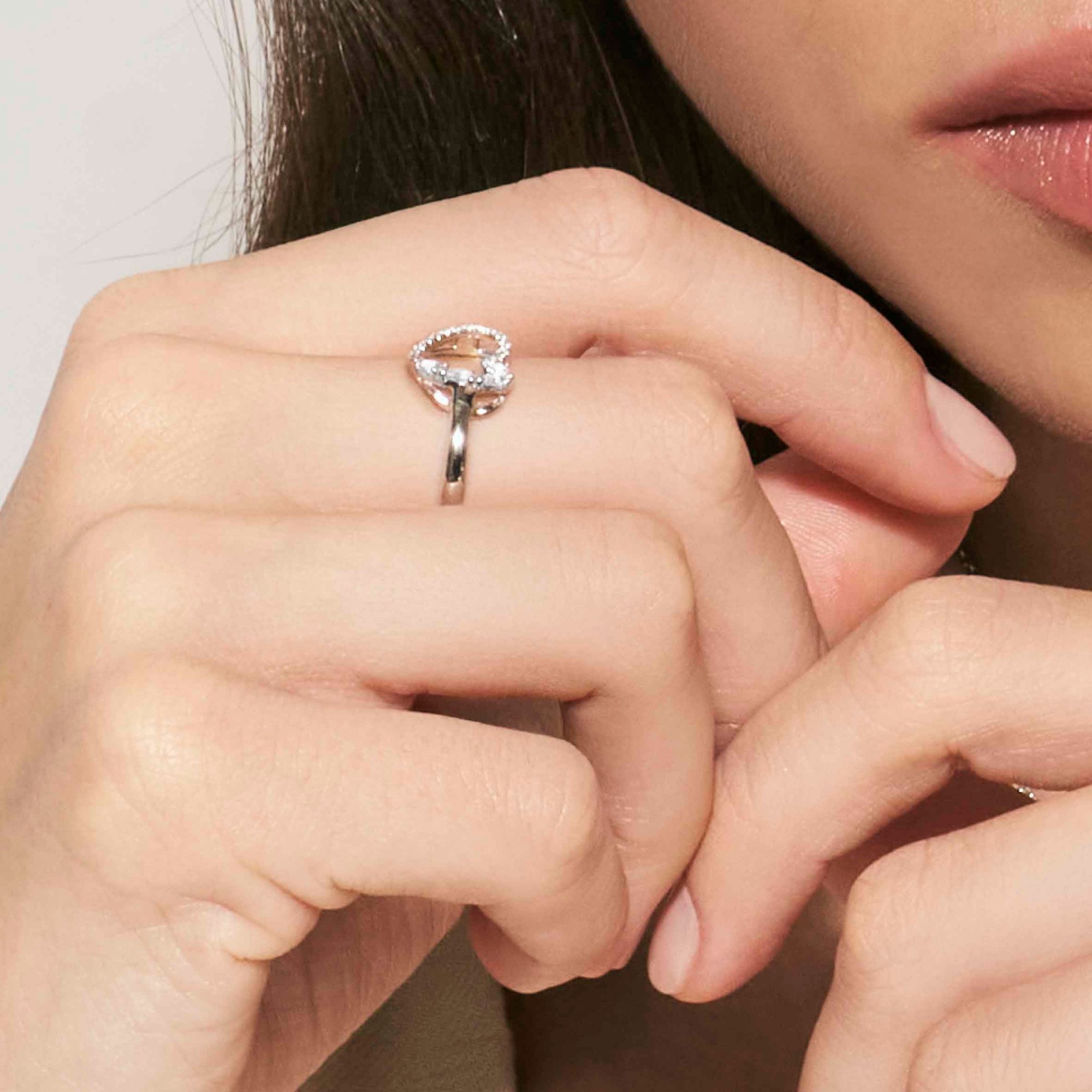 Nomination SHINE ME UP Ring aus Sterling Silber - Zirkonia - Herz - Weiß - Gr. 51-59 verstellbar – Ansicht 3