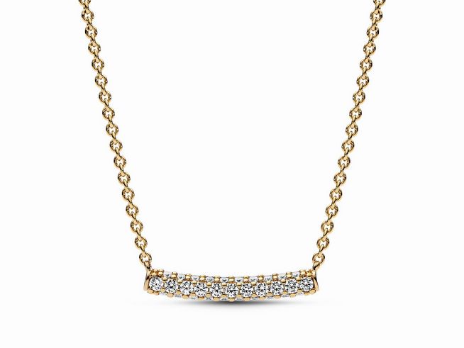 Elegante Pandora Einreihige Pavé-Stab Collier-Halskette in Gelbgold Vergoldung, 45 cm lang, mit funkelnden Zirkonia-Steinen auf einem schlichten, feinen Kettenband.