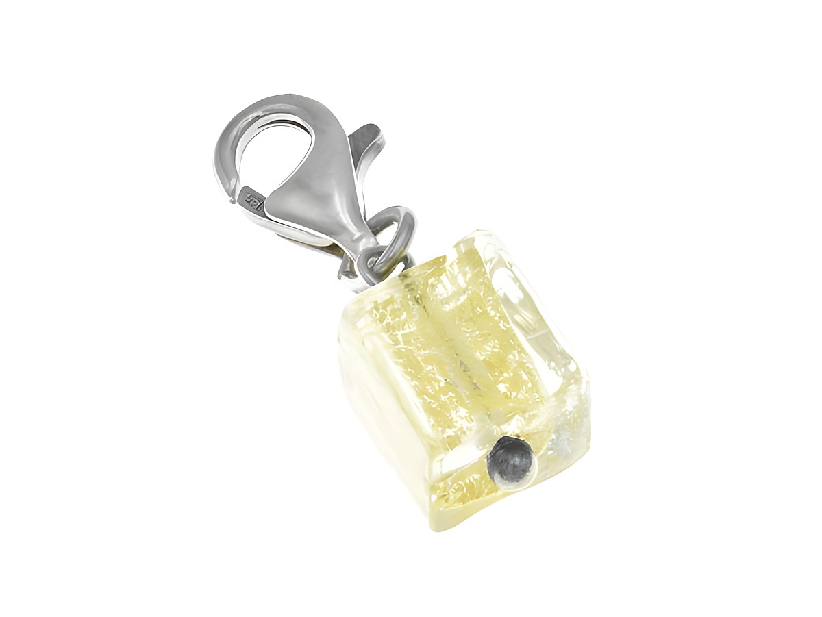 Charmanhänger aus Sterling Silber und Glas in Würfelform, leicht poliert mit schwarzem Akzent. Hersteller Juwelier Harnisch, ideal für individuelle Schmuckdesigns.