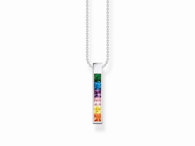 Kette aus Sterling Silber mit einem Anhänger in Form eines Rechtecks, geschmückt mit bunten Glas-Keramik Steinen und Zirkonia, in Regenbogenfarben, 45 cm lang.