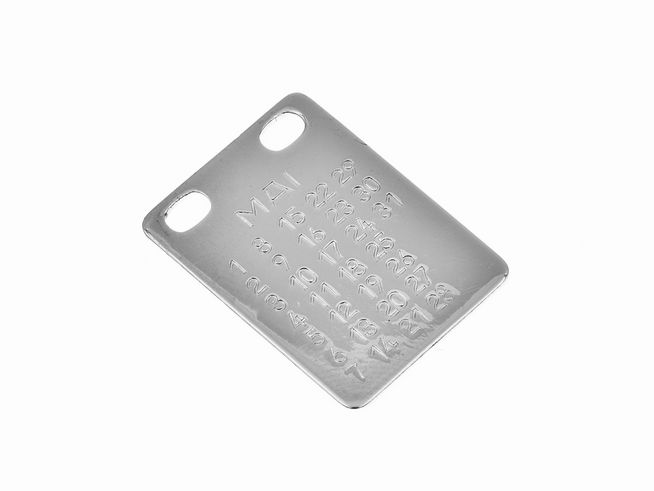 31838-0 Gravurplatte für das Sternzeichen Mai aus silber, mit der Monatsbezeichnung Mai und datierten Zahlen für den Geburtstag, dekorativ gestaltet und ideal als Geschenkidee vom Juwelier Harnisch.