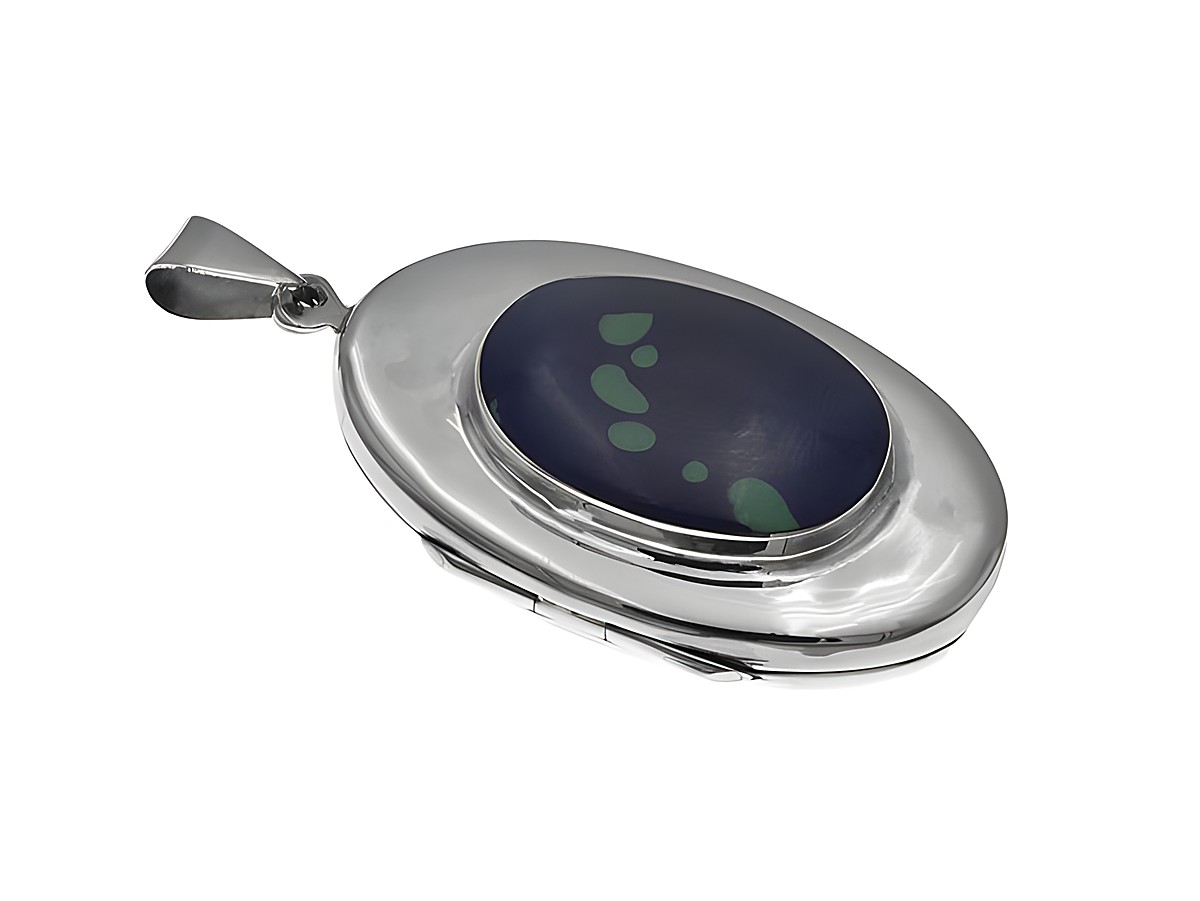 Medaillon aus Sterling Silber mit blauem Achat, ovaler Form und schimmernder Oberfläche, Hersteller Juwelier Harnisch, elegantes Schmuckstück für besondere Anlässe.