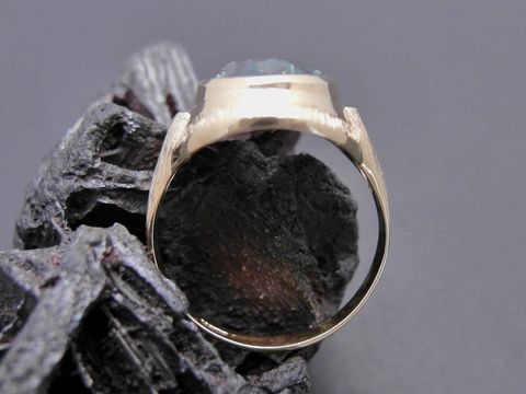 Imposanter Goldring in Größe 53 aus Gold 333 mit synthetischem Turmalin, hergestellt von Juwelier Harnisch, bis Größe 54/17,5.