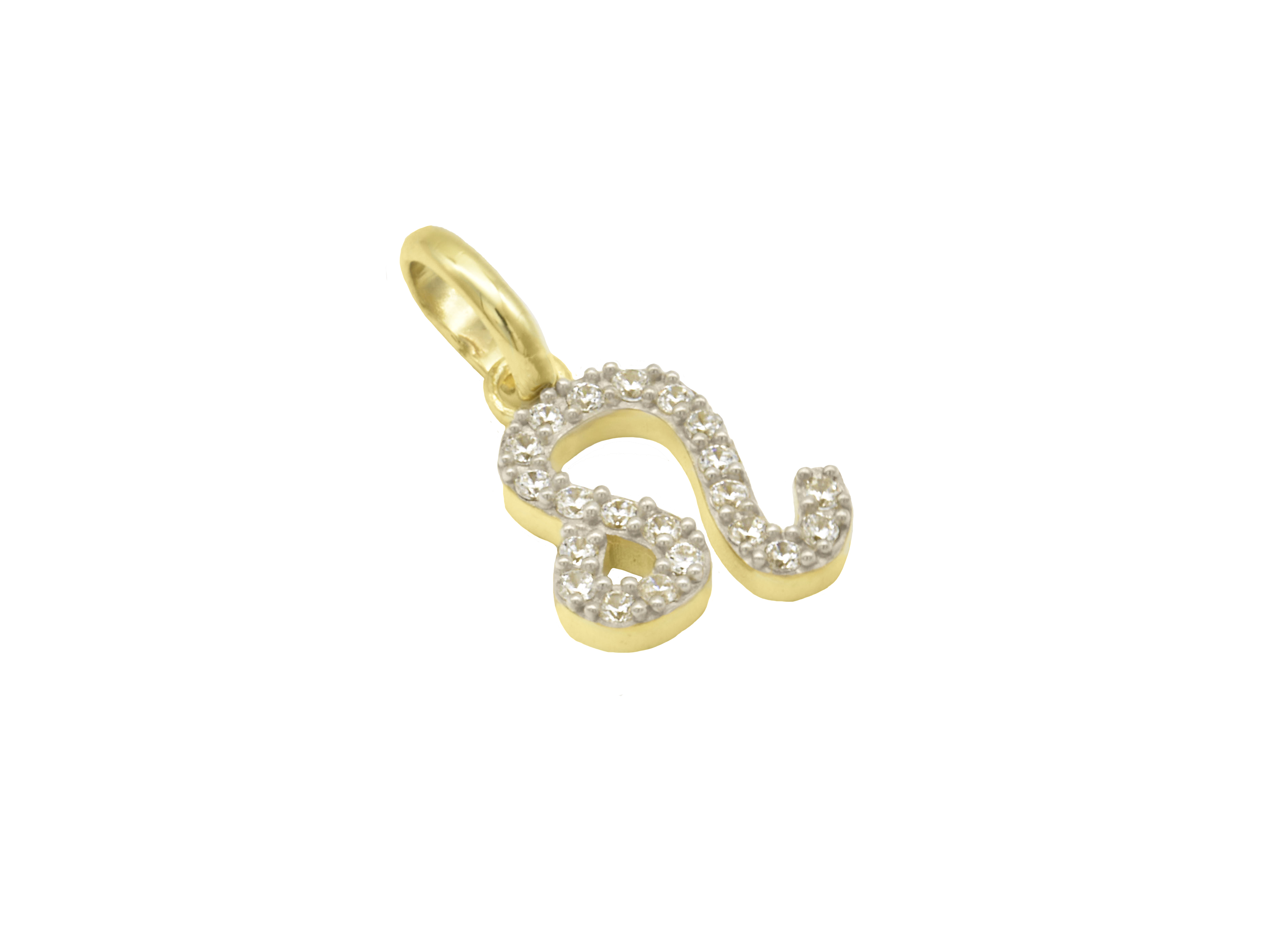Ein Anhänger im Design des Sternzeichens Löwe aus vergoldetem Sterlingsilber 925, poliert und mit Zirkonia verziert, hergestellt von Juwelier Harnisch.