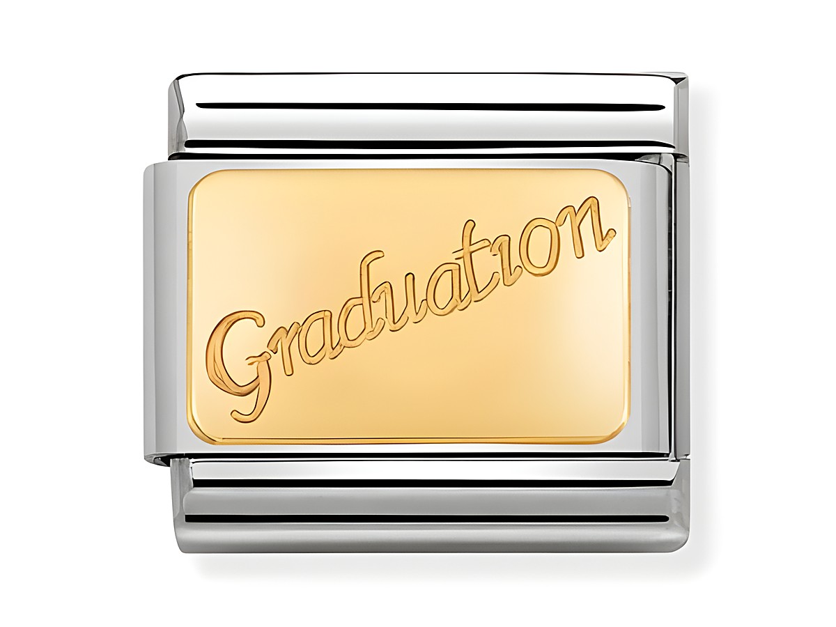 Graduierungsarmbandelement von Nomination mit goldfarbenem Schriftzug Graduation auf einem silbernen Hintergrund, perfekt als Erinnerungsstück für den Abschluss.