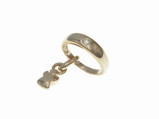 Taufring mit Schutzengel aus Sterling Silber, poliert und vergoldet in Roségold. Mit Zirkonia und einem Anhänger in Form eines Engels. Ideal als Geschenk zur Taufe.