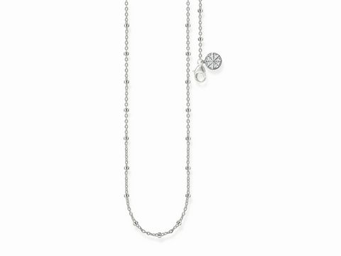 Kette von Thomas Sabo aus Silber mit einer Länge von 40/42,5/45 cm, die eine filigrane Struktur und einen Schmuckanhänger zeigt. Elegantes Design für jeden Anlass.