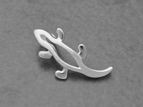 Eidechse in formschöner Ausführung als Sterling Silber mattiert Anhänger, Hersteller Juwelier Harnisch, ideal für Tierliebhaber und Schmuckfans.