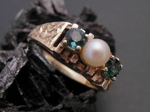 49557-0 Gold Perlen Ring beeindruckend Gr. 55,5 mit 4,6 mm Zuchtperle und synthetischem Turmalin, Hersteller Juwelier Harnisch, bis Gr. 56/18.