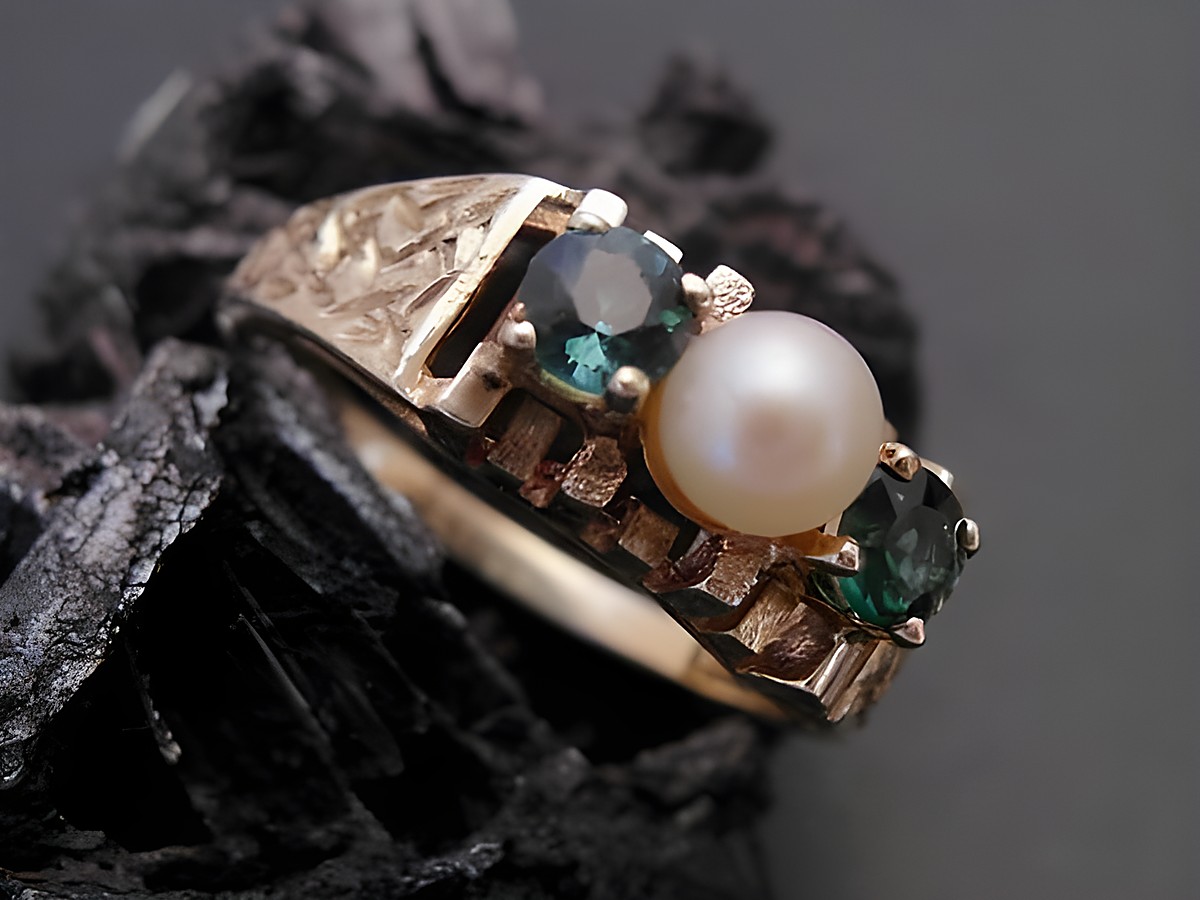 Gold Perlen Ring beeindruckend Gr. 55,5 mit 4,6 mm Zuchtperle und synthetischem Turmalin, Hersteller Juwelier Harnisch, bis Gr. 56/18.