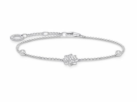 Silbernes Armband aus der Thomas Sabo Charming Collection mit Kleeblatt-Design und klaren Zirkonia-Steinen, verstellbar von 16 bis 19 cm, hochwertiger Armschmuck.