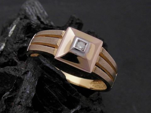 Gold Ring - edel - Gold 585 bicolor - Diamant - Goldring - Gr. 56,5, Hersteller: Juwelier Harnisch, bis Gr. 58/18,5, mit einer eleganten, modernen Form und funkelndem Diamanten.