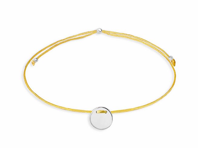 Silbernes Xenox Armband XS1672 mit einer gravierbaren Platte und gelben Bändern, ideal für individuelle Anpassungen und als modisches Accessoire.