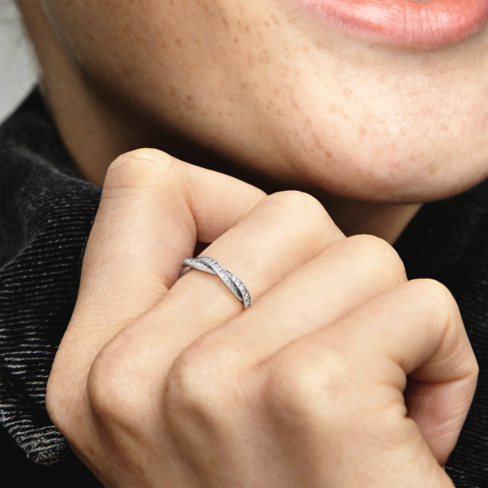 PANDORA verflochtener Silberring mit Zirkonia – Ansicht 5