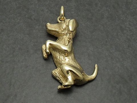 Silber Anhänger vergoldet Hund Dog - sehr niedlich, Hersteller: Juwelier Harnisch, Anhänger in Form eines sitzenden Hundes mit liebevoller Detailarbeit.