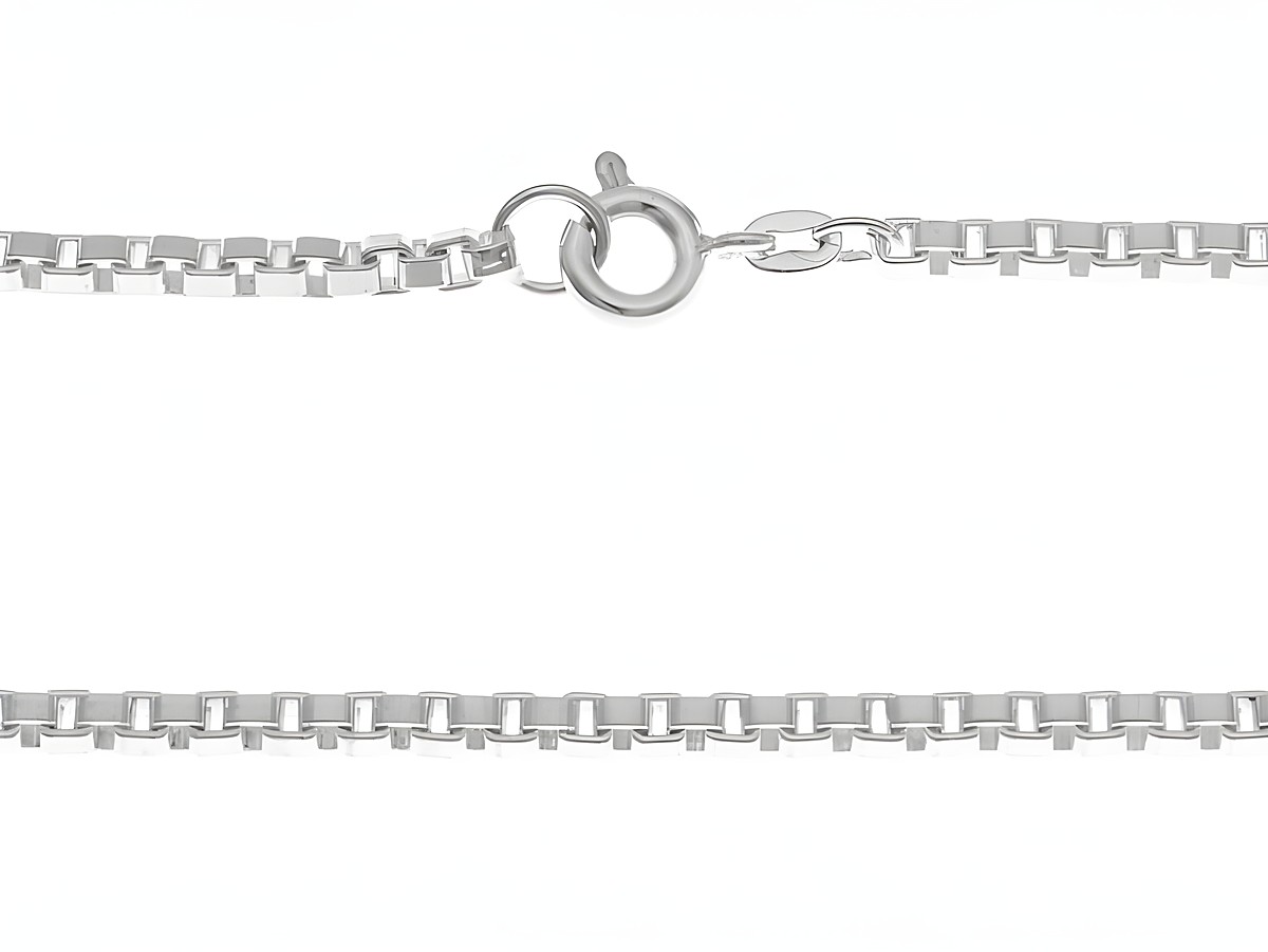 Silberkette Venezia kette 2,4 x 2,4 mm 46 cm von Juwelier Harnisch, ab 2 mm, mit Karabinerverschluss, elegantes und zeitloses Design für jeden Anlass.