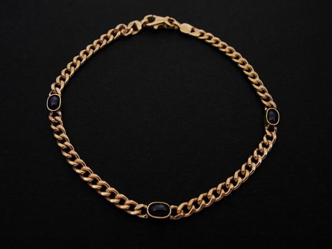 Armband Panzer in Gold 333 mit Safiren, 4 x 3,1 mm, Länge 19,5 cm, hergestellt von Juwelier Harnisch, elegant und hochwertig verarbeitet.