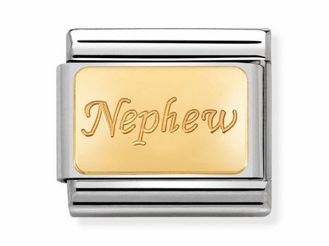 Engraved sign mit der Aufschrift Nephew in Gold auf einem silbernen Träger, Teil des Composable Classic Sortiment von Nomination, für Neffen geeignet.
