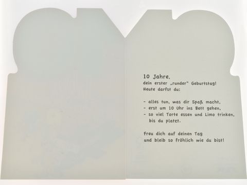 Kleine Geburtstagskarte mit einem Bärchen und Ballons, Hersteller Juwelier Harnisch, für feierliche Anlässe, ideal für Kindergeburtstage.