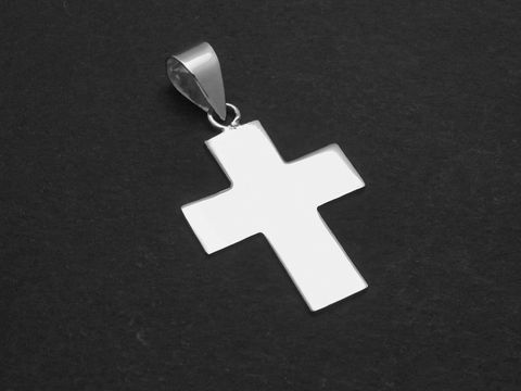 Silber Anhänger in Kreuzform, schlichtes Design, Hersteller Juwelier Harnisch, ideal als dezentes Schmuckstück für jeden Anlass.