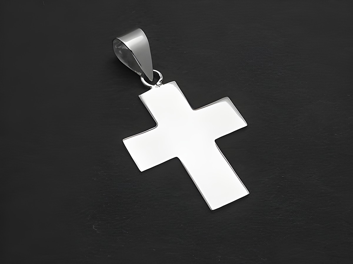Silber Anhänger in Kreuzform, schlichtes Design, Hersteller Juwelier Harnisch, ideal als dezentes Schmuckstück für jeden Anlass.