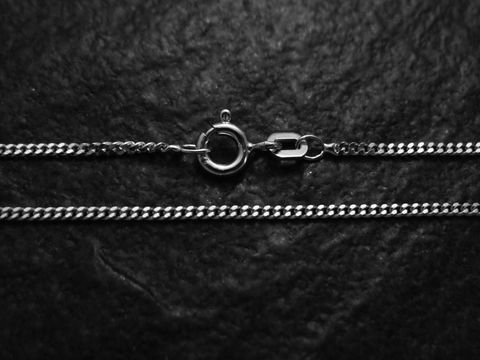 Panzerkette 38 cm Sterling Silber rhodiniert, 1,5 x 0,8 mm, hochwertige Verarbeitung mit einem sicheren Karabinerverschluss, ideal für Schmuckliebhaber, Hersteller Juwelier Harnisch.