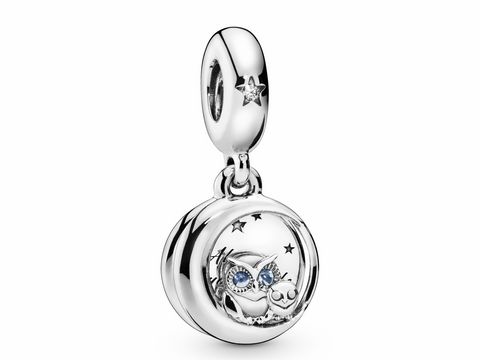 Sterling Silber Anhänger von Pandora in Form einer Eule mit hell kobalt blauem Kristall und Zirkonia, verziert mit kleinen Sternen. Ideal für einen charmanten Look.