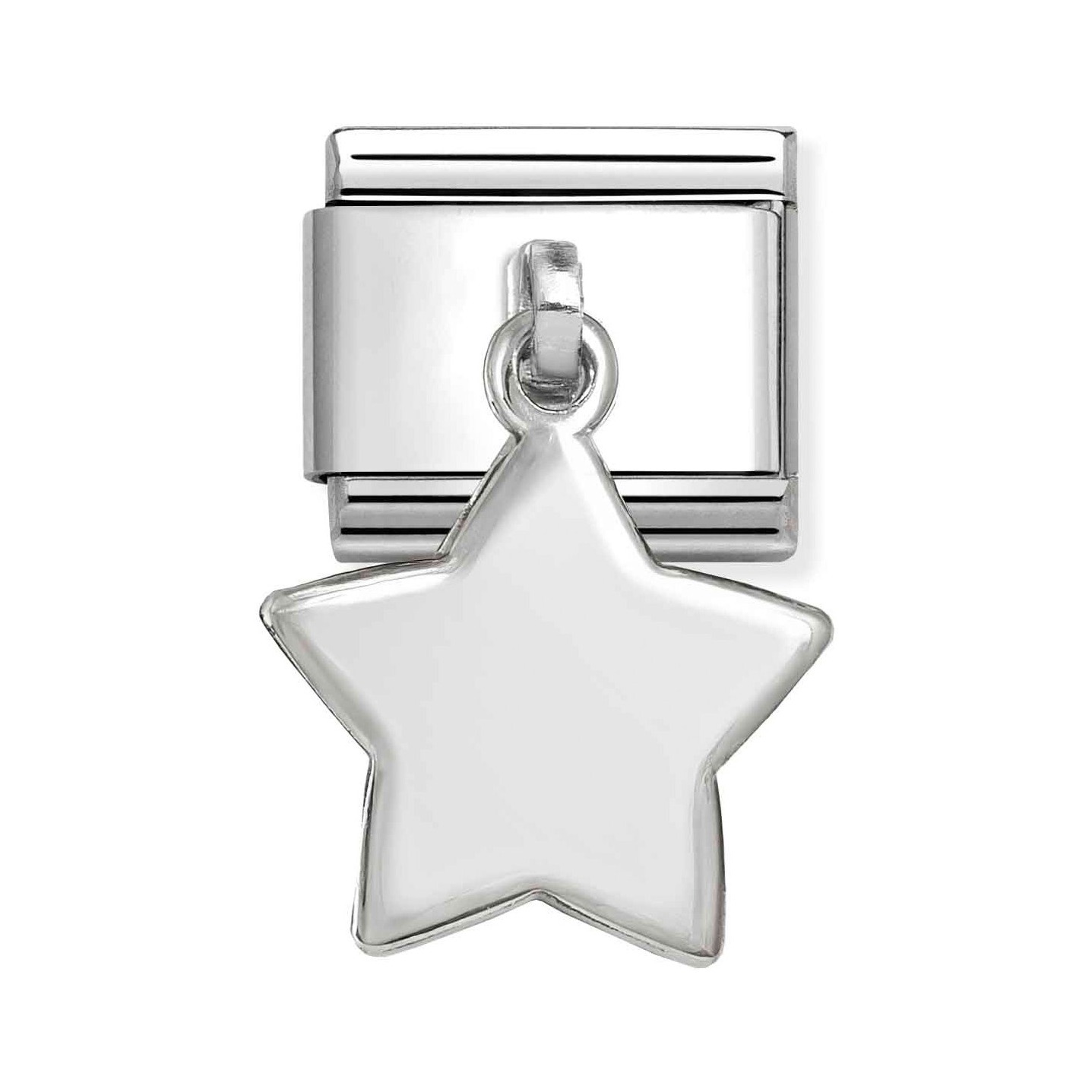 Ein klassischer Sterling Silber Charm in Form eines Sterns, hergestellt von Pandora, der eine schlichte, glänzende Oberfläche bietet und ideal für Armbänder oder Kollektionen ist.