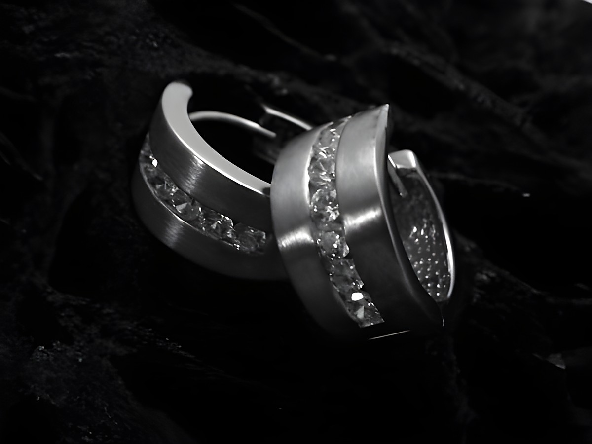 Creole Sterling Silber rhodiniert mattiert mit Zirkonia, Durchmesser 14mm, Hersteller Juwelier Harnisch, ideal für zeitlosen Schmuckstil bis 15mm.