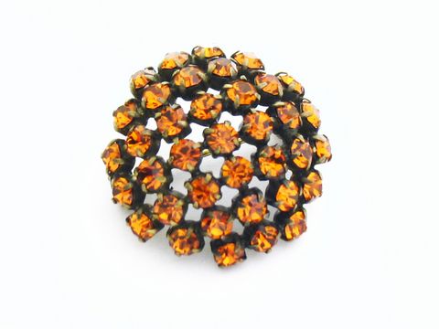 Orange Strass Brosche Sexy City Look rund, hergestellt von Juwelier Harnisch, mit gelben und braunen Strasssteinen, ideal für auffällige Akzente in jedem Outfit.