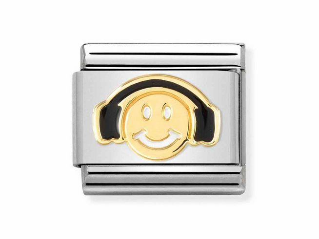 Edelstahl Charm von Nomination mit einem lächelnden Smiley, der Kopfhörer trägt, in Gelbgold und schwarzem Emaille. Ein fröhliches Accessoire für individuellen Schmuck.