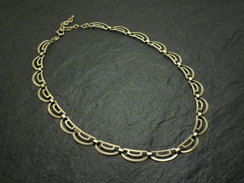 61419-0 Wunderschönes Collier aus Echt Doublé hochwertig vergoldet, Hersteller Juwelier Harnisch, elegantes Design mit abgerundeten Elementen, ideal für besondere Anlässe und als modisches Accessoire.