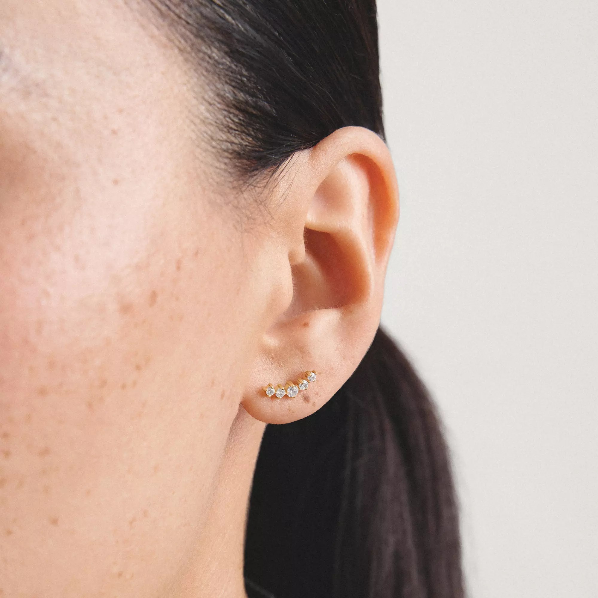 Thomas Sabo Ohrstecker mit weißem Zirkonia – vergoldet – 11,5 mm breit – Ansicht 5