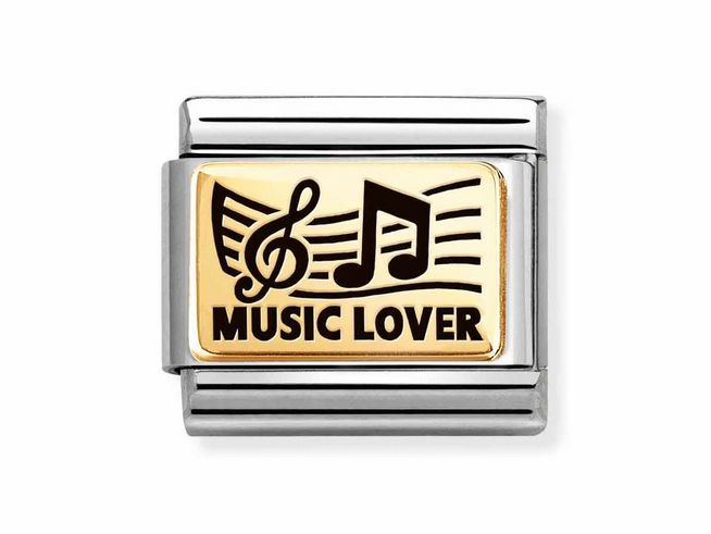 Ein goldfarbener Anhänger mit Noten und dem Schriftzug Music Lover, umrahmt von einer silbernen Basis. Der Anhänger ist emailliert und ideal für Musikliebhaber.