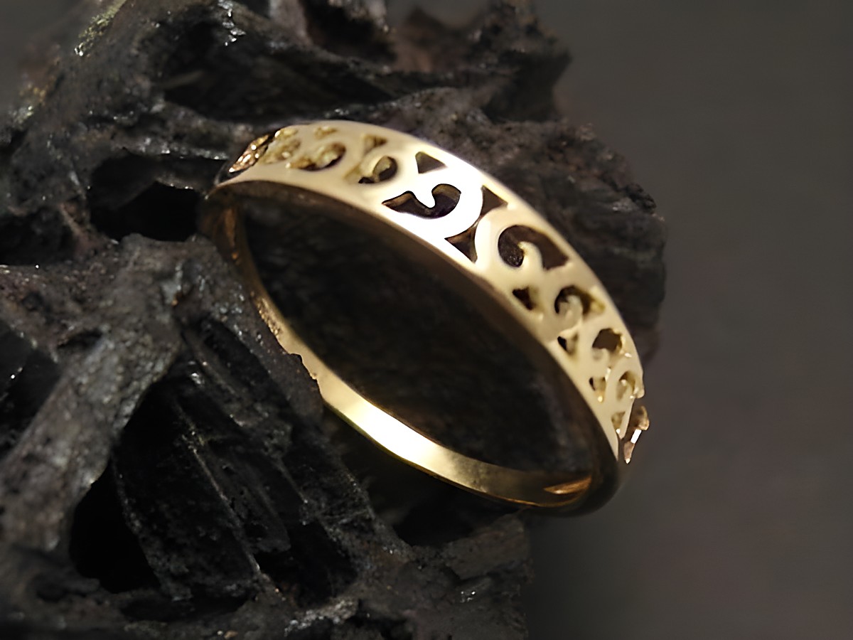 Mystischer Goldring aus Gold 333 in Größe 54 mit filigranem Design, Hersteller Juwelier Harnisch, bis Größe 54/17,5.