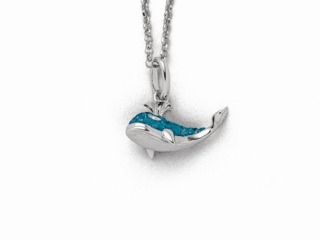 Sterling Silber Kette mit einem Walfisch-Anhänger aus blauem Steinsand, schick und elegant, Länge 42 cm, ideal für Tierliebhaber und Schmuckliebhaber.