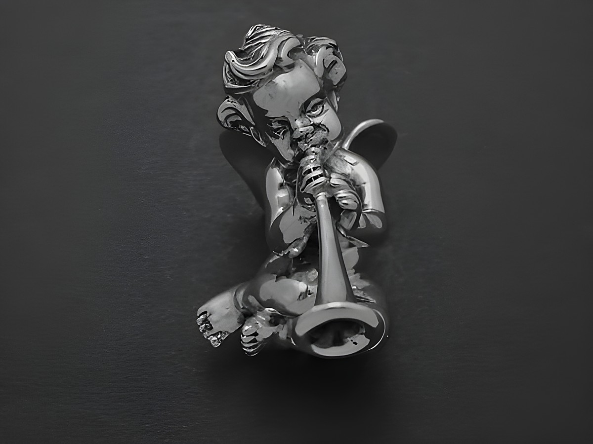 Silber Figur - Engel sitzend mit Posaune - hochwertig gearbeitet, Hersteller: Juwelier Harnisch, Echtsilber Figuren, detailreiche Darstellung eines Engels mit Trompete in feinster Ausarbeitung.