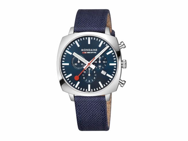 Mondaine Cushion MSL.41440.LD.SET 41 mm Armbanduhr mit blauem Ziffernblatt, silbernem Gehäuse und dunkelblauem strapazierfähigem Textilarmband. Chronographenfunktion und Datumsanzeige.