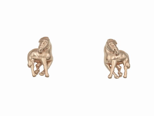 Ohrringe Ohrstecker Pferd aus Sterling Silber in Roségold vergoldet, ideal für Kinder, hergestellt von Juwelier Harnisch, liebevolles Design für kleine Pferdefans.
