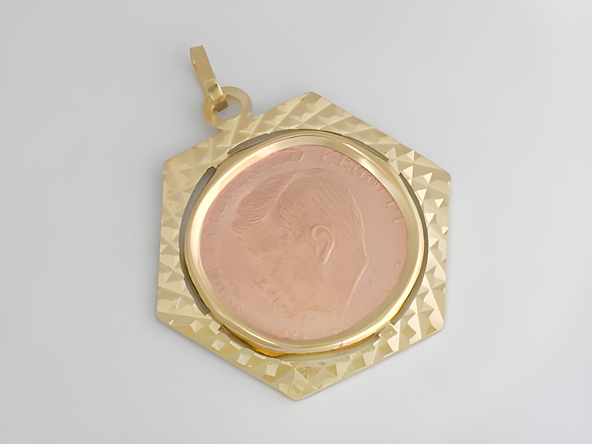 Medaille John F. Kennedy als Gold Kupfer Anhänger mit diamantierter Oberfläche, Gold 333, gefertigt von Juwelier Harnisch, einzigartiges Schmuckstück für Sammler und Liebhaber.