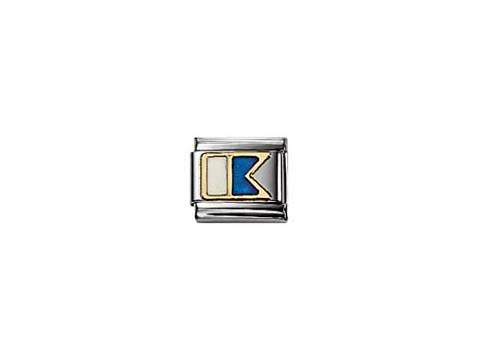 Klassisches Schmuckelement von Nomination im Nautischen Alphabet, das den Buchstaben K zeigt. Die Kombination aus blauem und goldenem Design verleiht eine elegante Note.