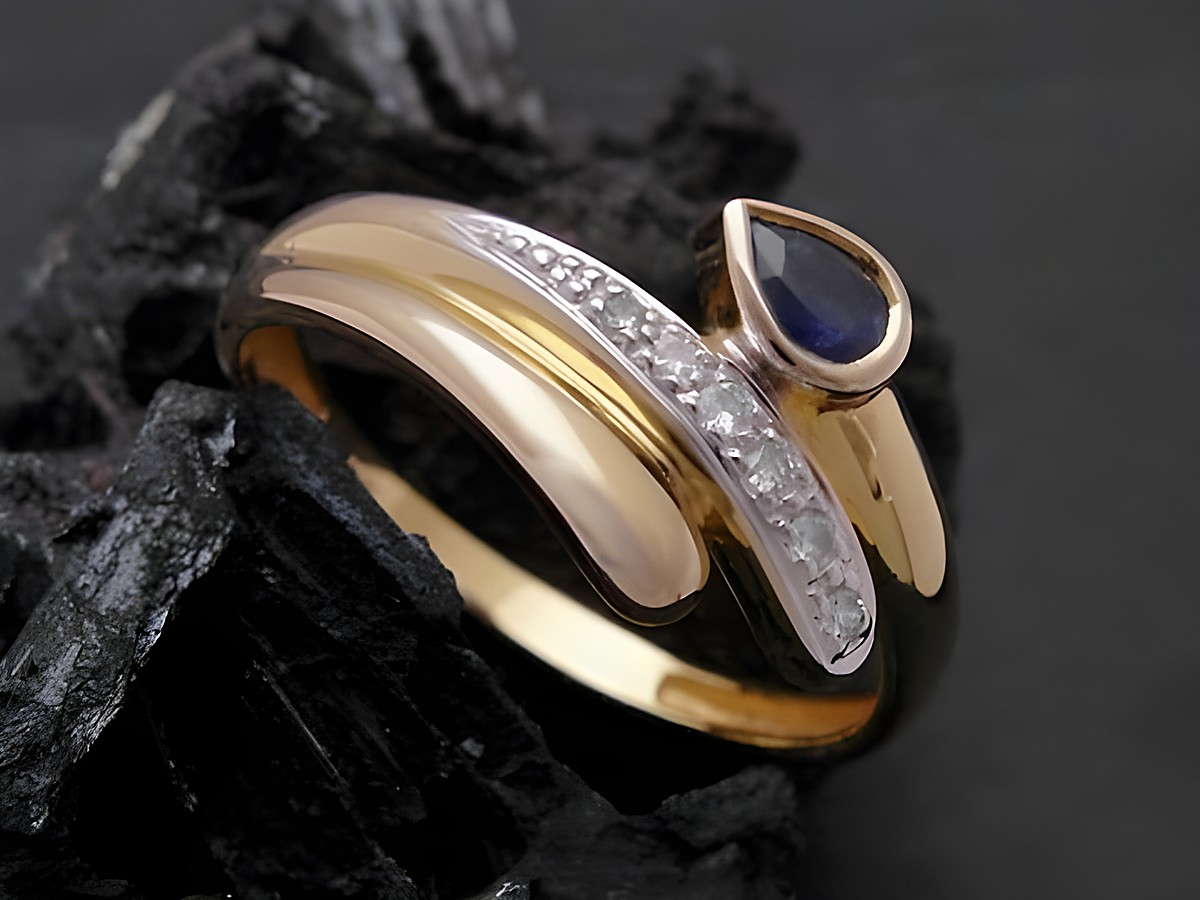 Gold Ring - zauberhaft - Gold 585 bicolor - Safir + Brillant - Goldring Gr. 55,5, Hersteller: Juwelier Harnisch, bis Gr. 56/18.