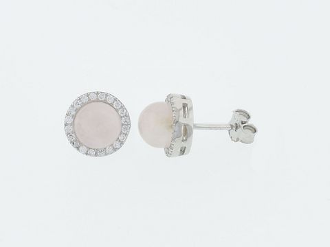 Runde Silber Ohrringe mit edlem Rosenquarz in der Mitte, umgeben von funkelndem Zirkonia, hergestellt von Juwelier Harnisch, ideal für elegante Anlässe.
